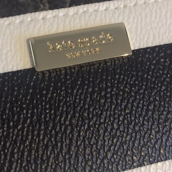 kate spade Handbags - ♠️ Kate Spade♠️ Stacey Eden Street Wallet